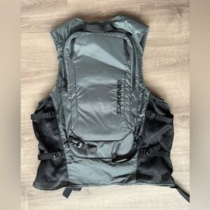 Dakine Heli Vest / Pack
Size medium
